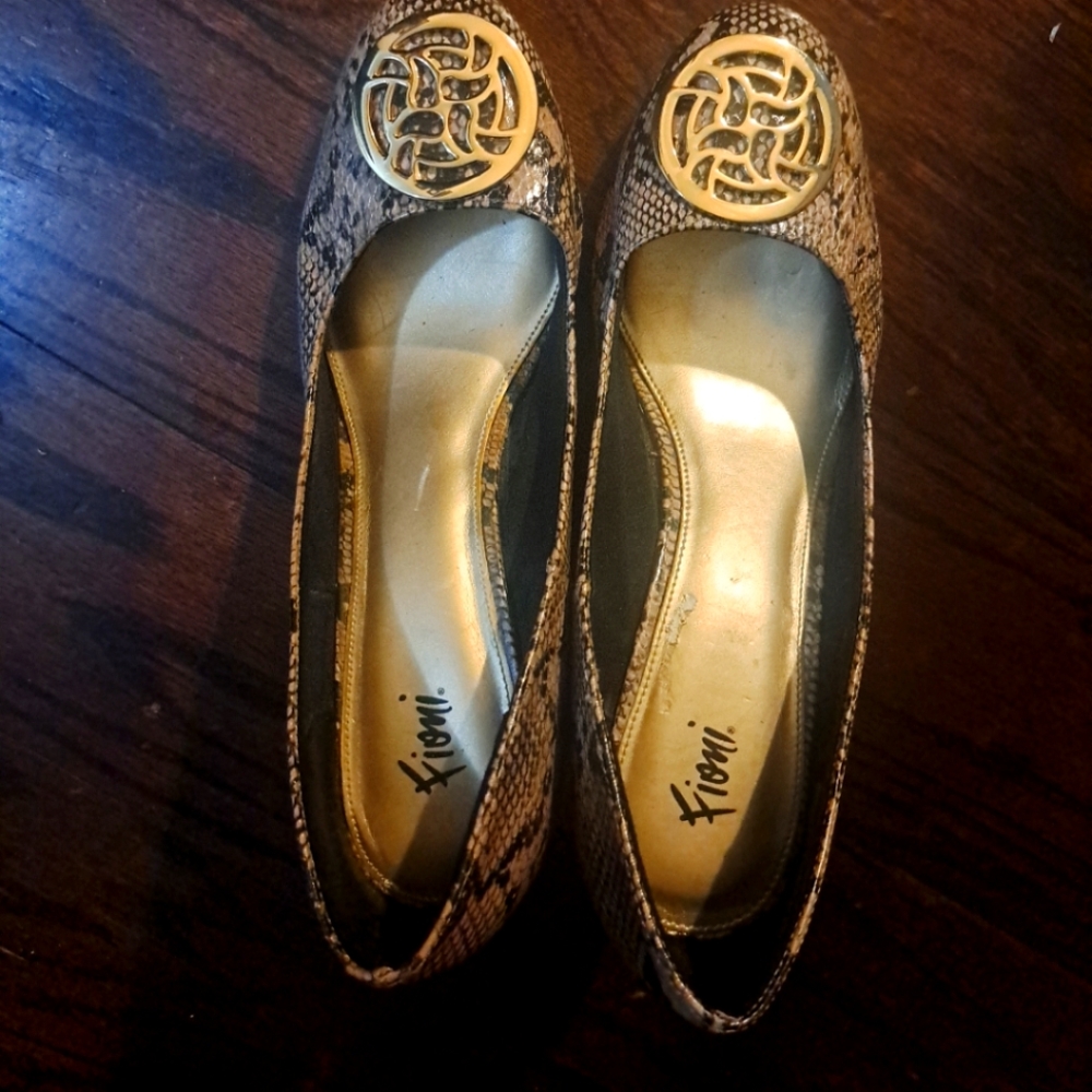 Ladies Size 11 Fioni Brown And Black Faux Leather Wedge Heel Snake Shoes